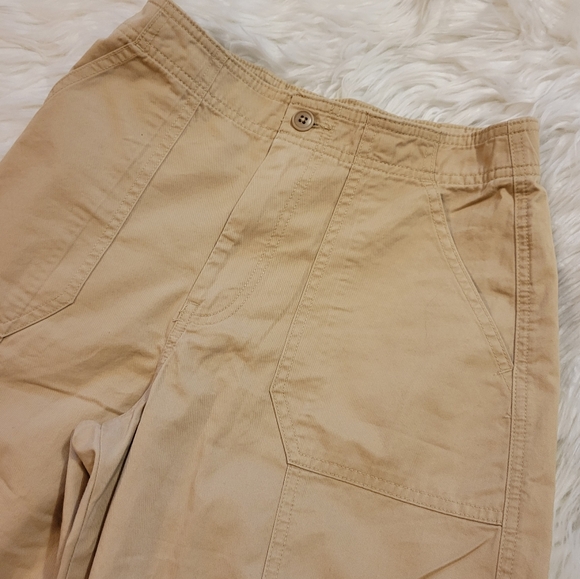 Abercrombie and Fitch Curve Love Relaxed Cargo Pants - khaki - Picture 3 of 8